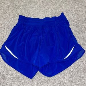 lululemon hotty hot shorts 4”